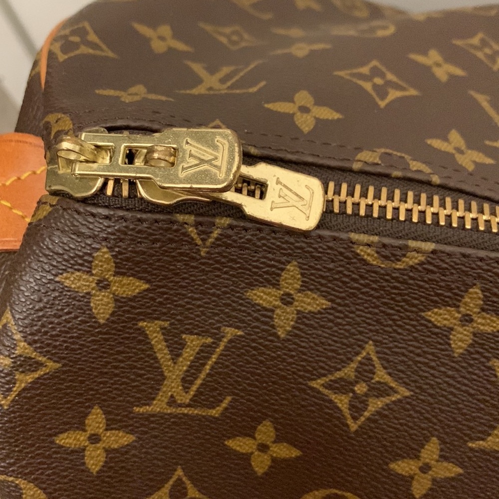 Authentic Vintage Louis Vuitton Monogram Keepall 55 Travel Bag 8901MI From 1989 - Picture 10 of 16